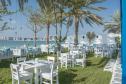 Отель Le Meridien Mina Seyahi Beach Resort & Marina -  Фото 8