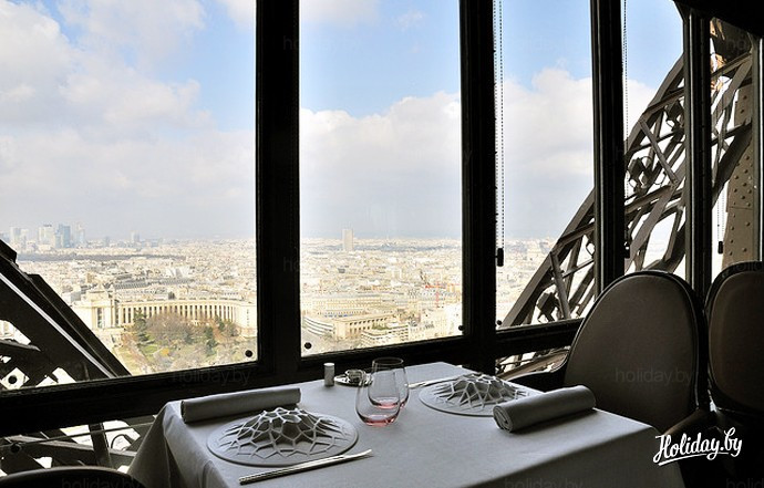 Отдых в Париже в ресторане Le Jules Verne