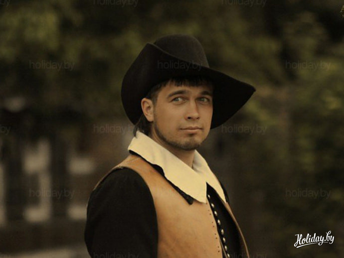 Экскурсовод Евгений Апанасевич