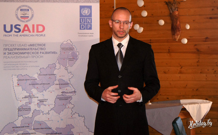 Заведующий кафедрой менеджмента туризма и гостеприимства Института непрерывного образования БГУ Сергей Олюнин