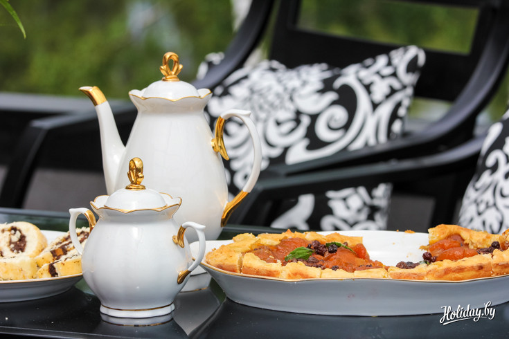 Сладкие пироги домашнего производства к чаю