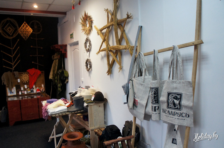 В этномагазине 