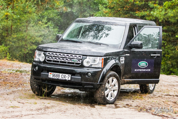 Дискавери отдыхает после спокойного форсирования брода