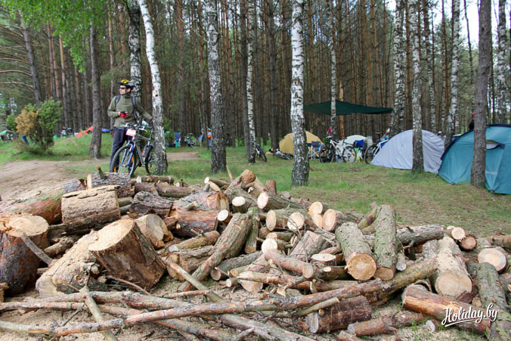 Палаточный лагерь участников марафона