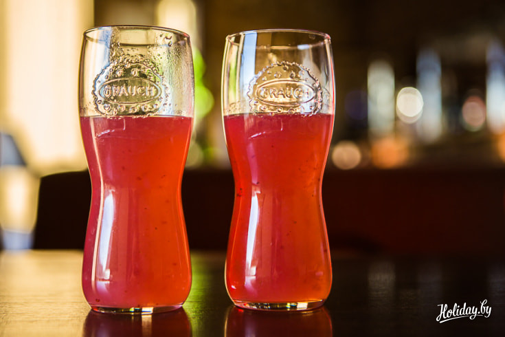 И на десерт – кисель за 15 000 со вкусом малины: густой и однородный