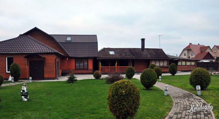 Забронировать дом на выходные можно по телефонам: +375 (29) 627-07-54, +375 (29) 682-07-15