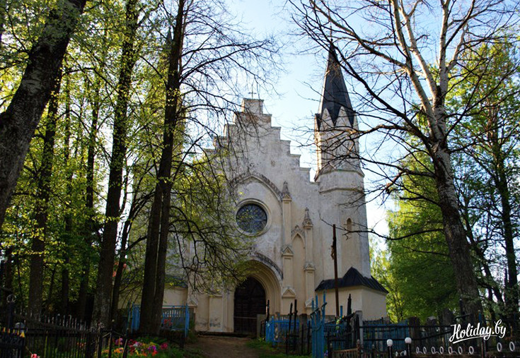 Костёл святого Матвея в Раубичах. Фото: vandrouka.by