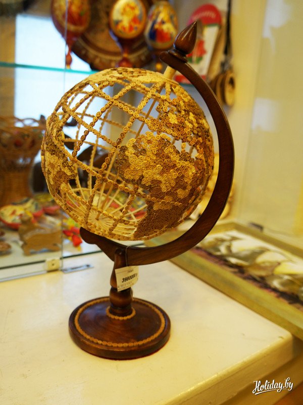 Глобус, изготовленный в технике сожской скани