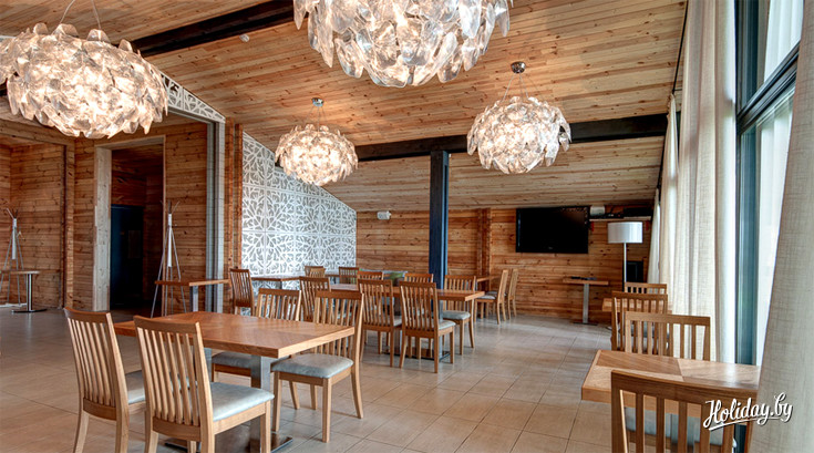 Банкетный зал загородного комплекса «Шишки»