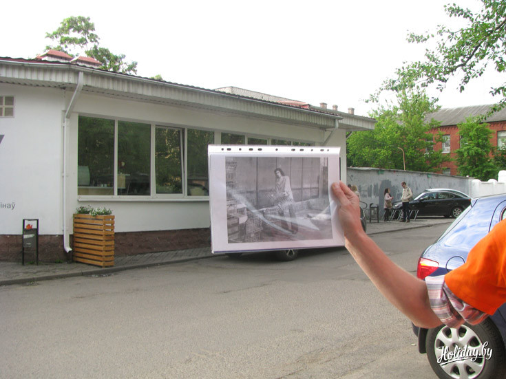 На фото известный рекламщик Сергей Филиппов. В 1989 году основал первое дизайнерское бюро в Минске.