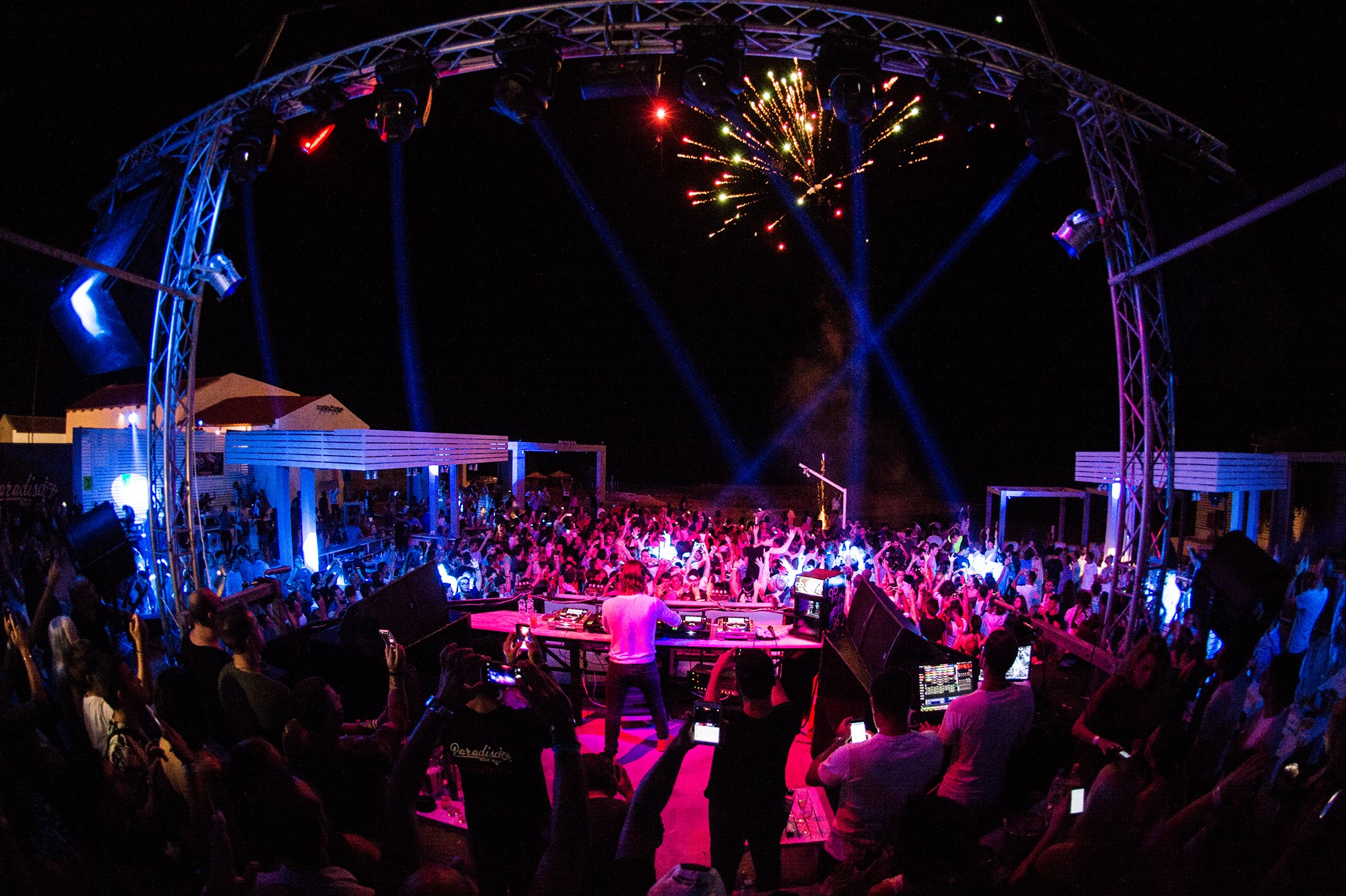 paradiso beach club 