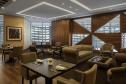 Отель Radisson Blu Hotel, Dubai Waterfront -  Фото 7