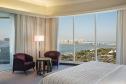 Отель Le Meridien Mina Seyahi Beach Resort & Marina -  Фото 2