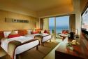 Отель Pullman Oceanview Sanya Bay Resort & Spa -  Фото 7