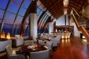 Отель Pullman Oceanview Sanya Bay Resort & Spa -  Фото 11