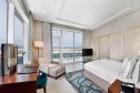 Отель DoubleTree by Hilton Dubai Jumeirah Beach -  Фото 21