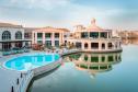 Отель Copthorne Lakeview Hotel Dubai, Green Community -  Фото 14