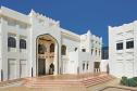 Отель Sharq Village & Spa, a Ritz-Carlton Hotel -  Фото 2
