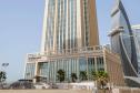 Отель Wyndham Grand Doha West Bay Beach -  Фото 1