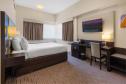 Отель Premier Inn Dubai Ibn Battuta Mall -  Фото 26