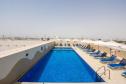 Отель Premier Inn Dubai Investments Park -  Фото 3