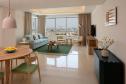 Отель Staybridge Suites Dubai Internet City, an IHG Hotel -  Фото 40