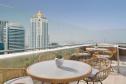 Отель Delta Hotels by Marriott City Center Doha -  Фото 3
