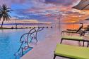 Отель Vannee Golden Sands Beachfront Resort -  Фото 6
