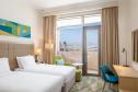 Тур Holiday Inn & Suites - Dubai Science Park, an IHG Hotel -  Фото 12