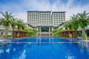 Тур Jinghai Hotel & Resort -  Фото 1