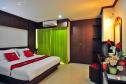 Отель YK Patong Resort -  Фото 12