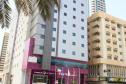 Отель Premier Inn Sharjah King Faisal Street -  Фото 2