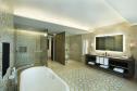 Отель Hilton Abu Dhabi Capital Grand -  Фото 9