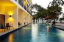 Отель Cosy Beach Resort & Spa Deluxe Wing -  Фото 1