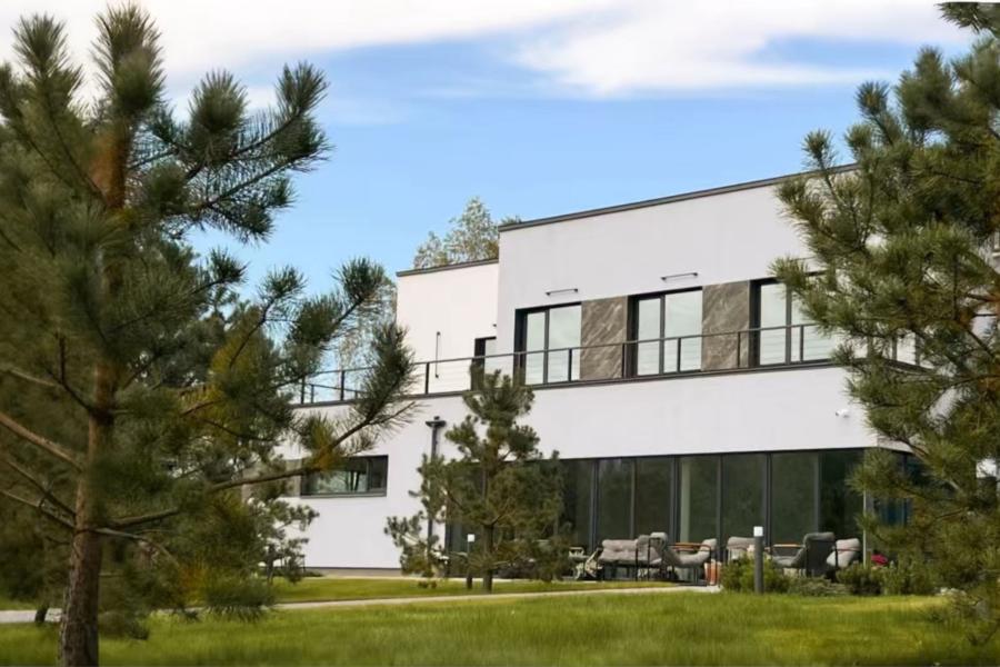 Загородный комплекс Lake View Villa