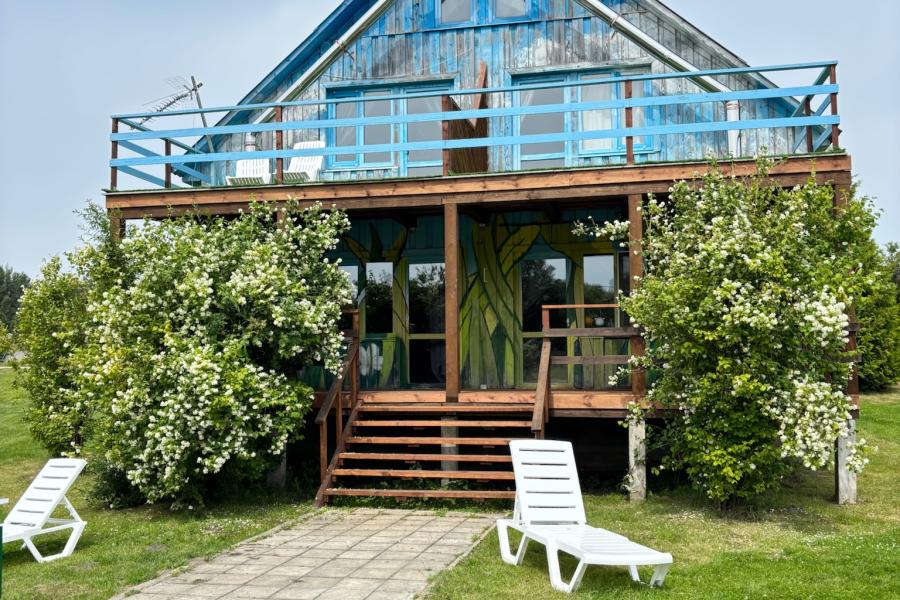 Усадьба Домик «Бабочка / Божья Коровка» на базе отдыха «Красногорка»,