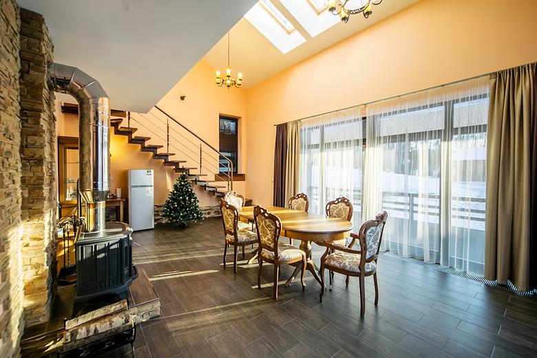 Двухуровневый гостевой дом в ФОК "Вячорки" рядом с Минском