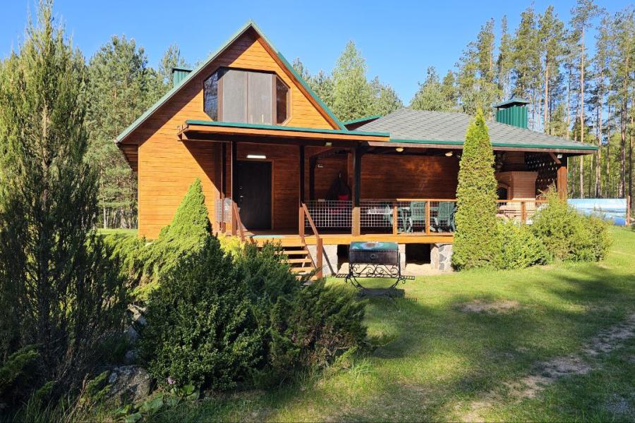 Коттедж «Изумрудный»