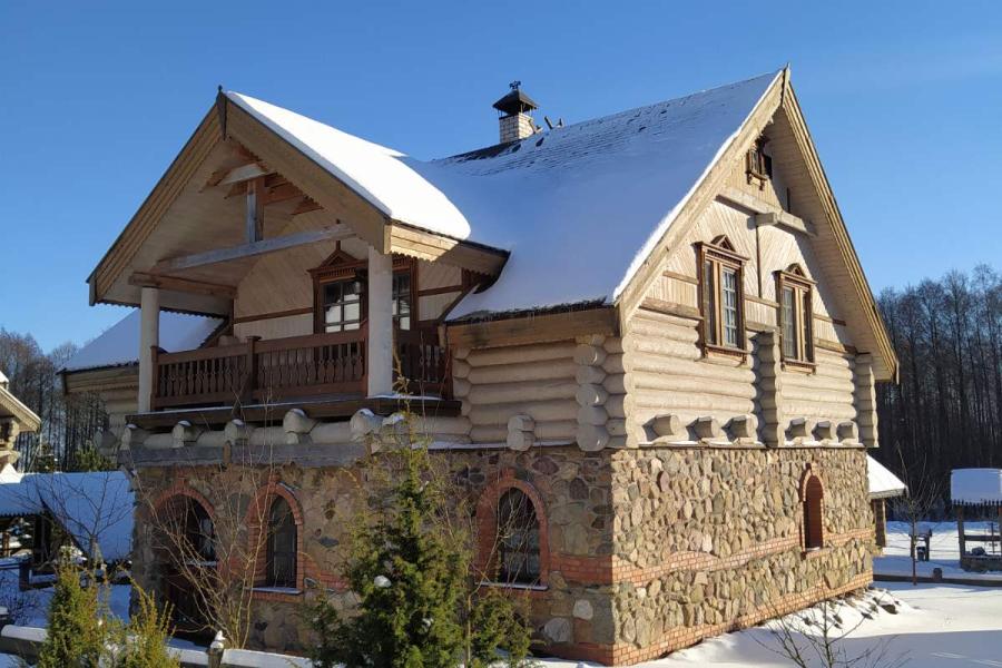 Усадьба Мещанские дома №1, 2 в этнокультурном комплексе «Наносы Отдых»