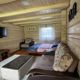 Проживание в двух  домиках  Агроусадьбы  DoljaStyle