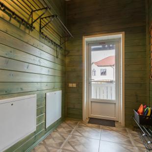 Дом для проживания и малый банкетный зал