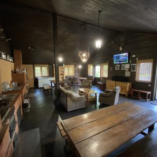 Беседка в усадьбе «Берлога холл»