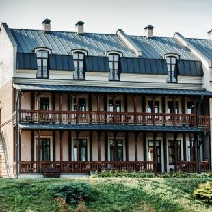 Усадебно-парковый комплекс «Святск Гурских»