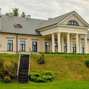 Усадебно-парковый комплекс «Святск Гурских»