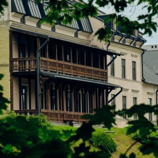 Усадебно-парковый комплекс «Святск Гурских»