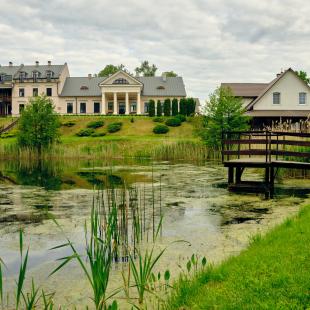 Усадебно-парковый комплекс «Святск Гурских»