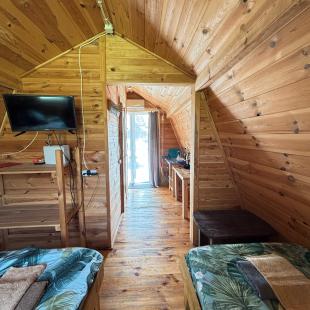 Коттедж Домик «Пилигрим» на базе отдыха «Красногорка»