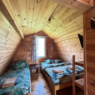 Коттедж Домик «Пилигрим» на базе отдыха «Красногорка»