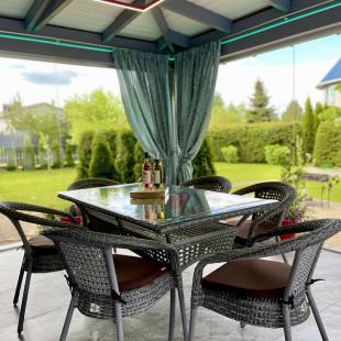 Беседка с барбекю в коттедже «Парадиз» под Минском