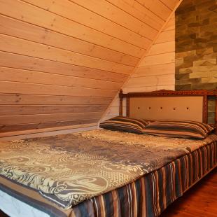 Дом «Розовая Жемчужина» в усадьбе «Озерная жемчужина Струсто»